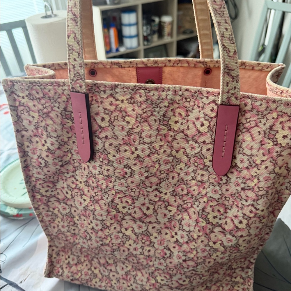Coach Beige and Pink Floral Tote Keith Haring - Picture 3 of 6